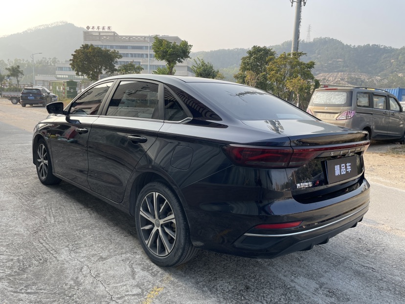 GEELY Emgrand 2022 car image #10