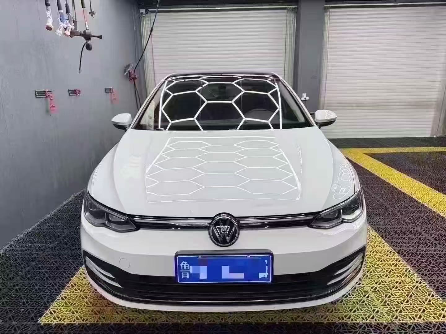Volkswagen Golf 2021 car image #4