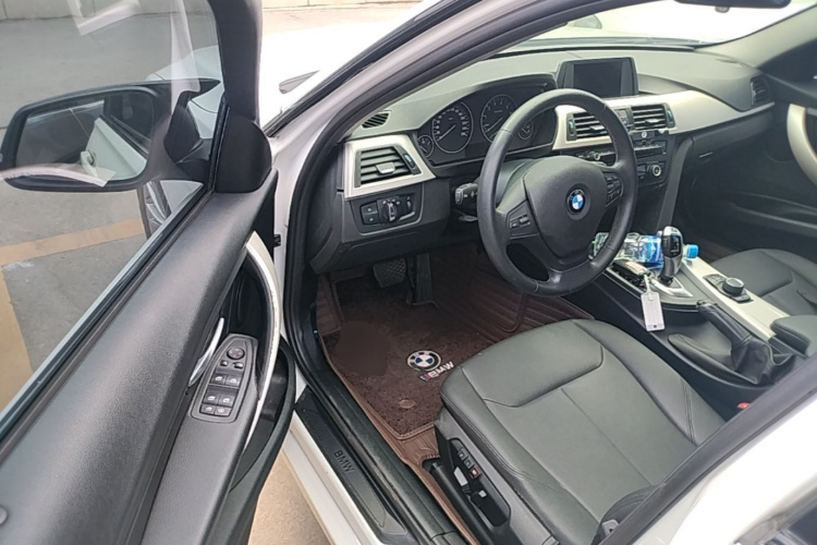 BMW 3 Series 2015 #16 BMW 3 Series 2015 car image #16
