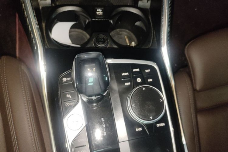 BMW 3 Series 2020 #14 BMW 3 Series 2020 immagine di auto #14