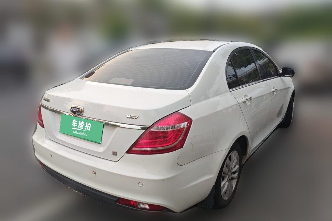 GEELY Emgrand 2015 #4 GEELY Emgrand 2015 изображение автомобиля #4