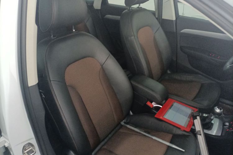 Audi Q3 2018 image de voiture #24