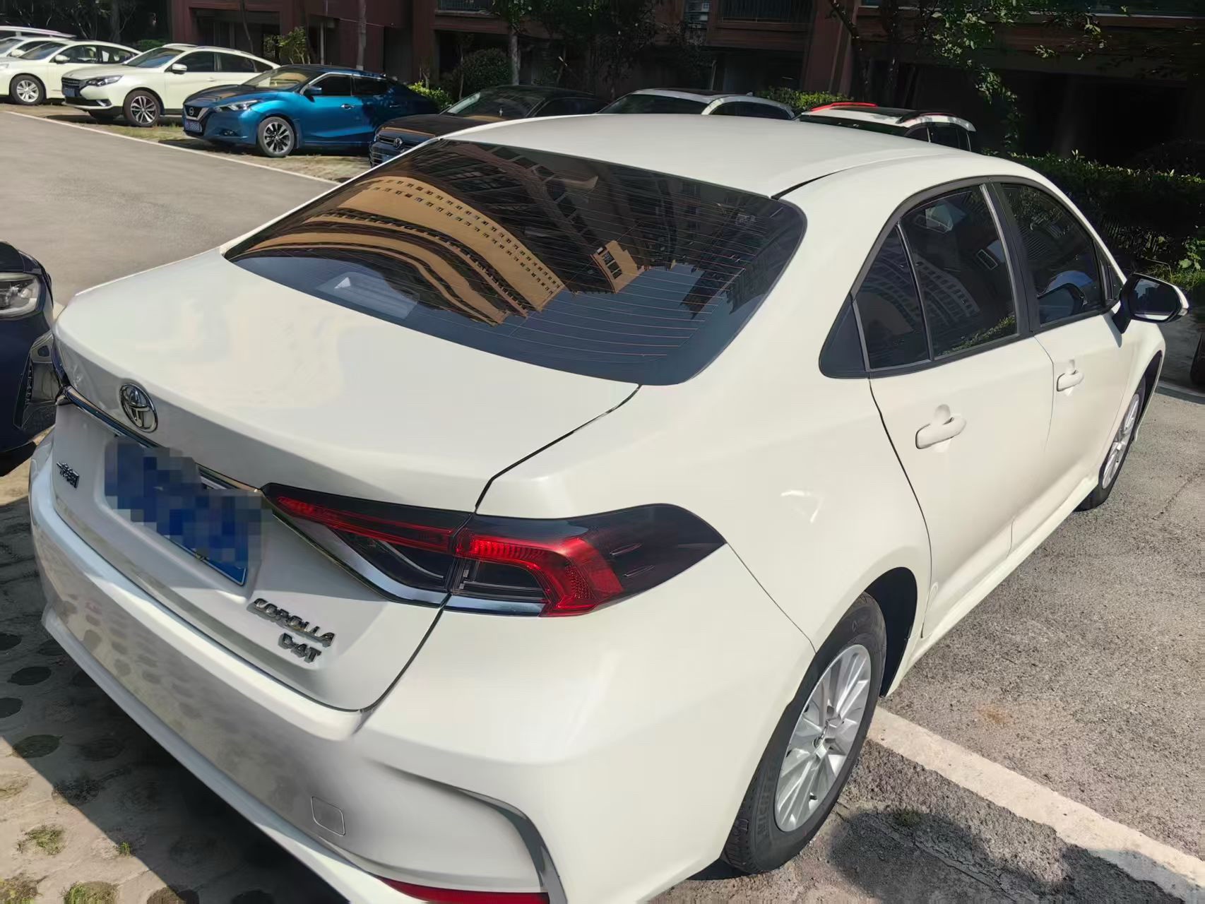 Toyota Corolla 2022 immagine di auto #2