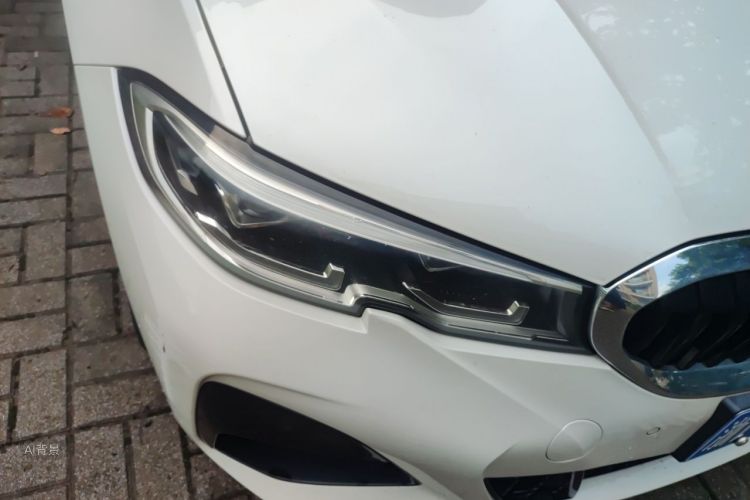 BMW 3 Series 2021 car image #8