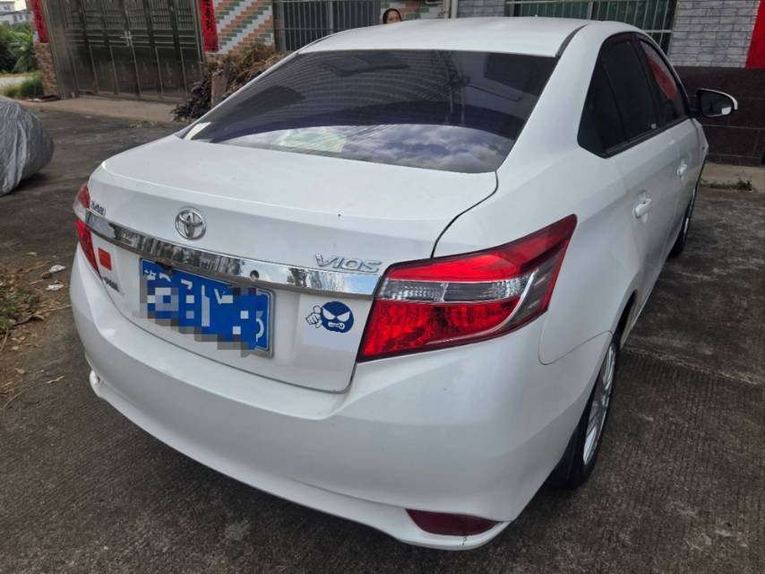 Toyota Vios 2015 immagine di auto #8