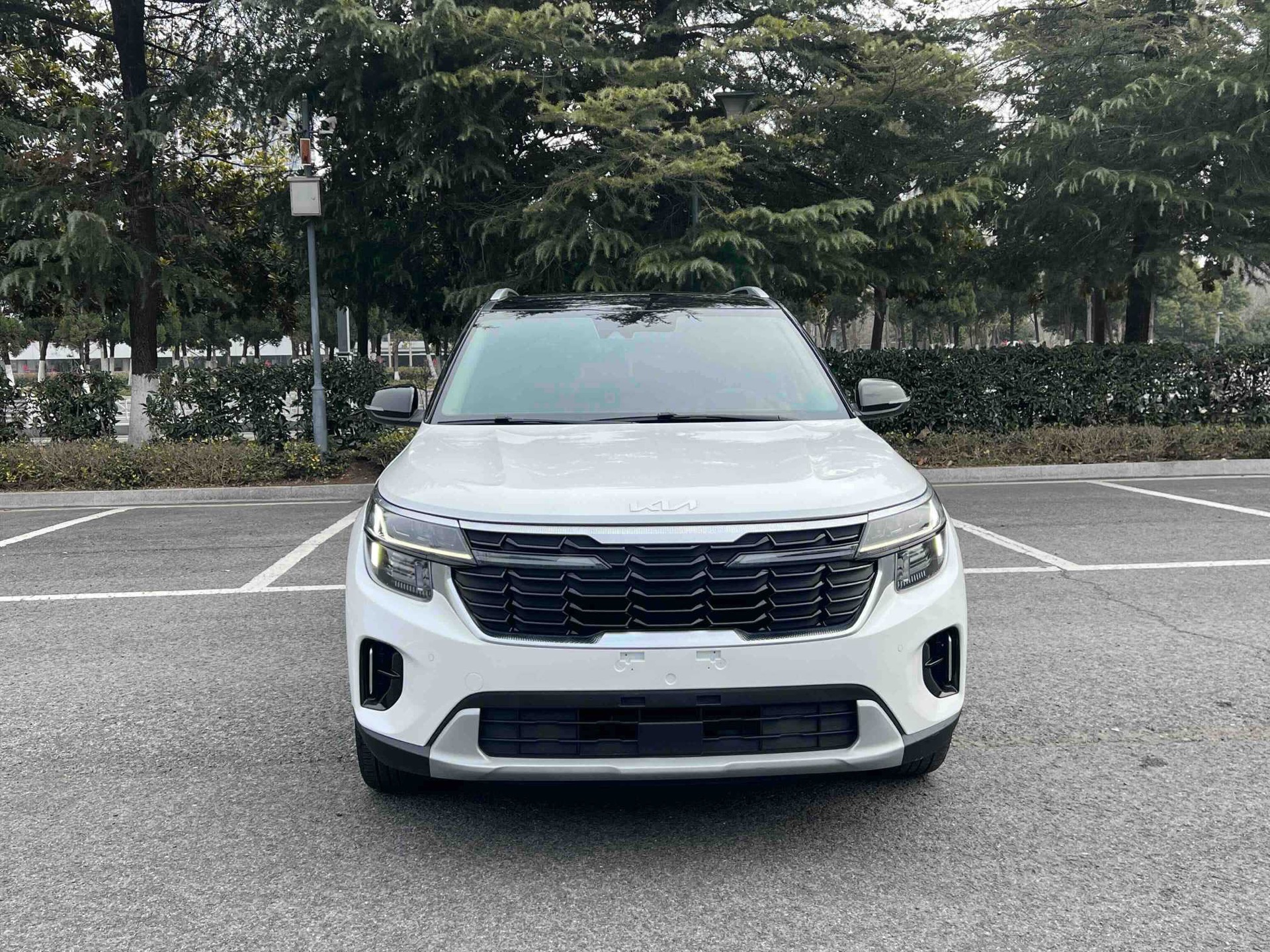 Kia Seltos 2023 #4 Kia Seltos 2023 imagen de coche #4