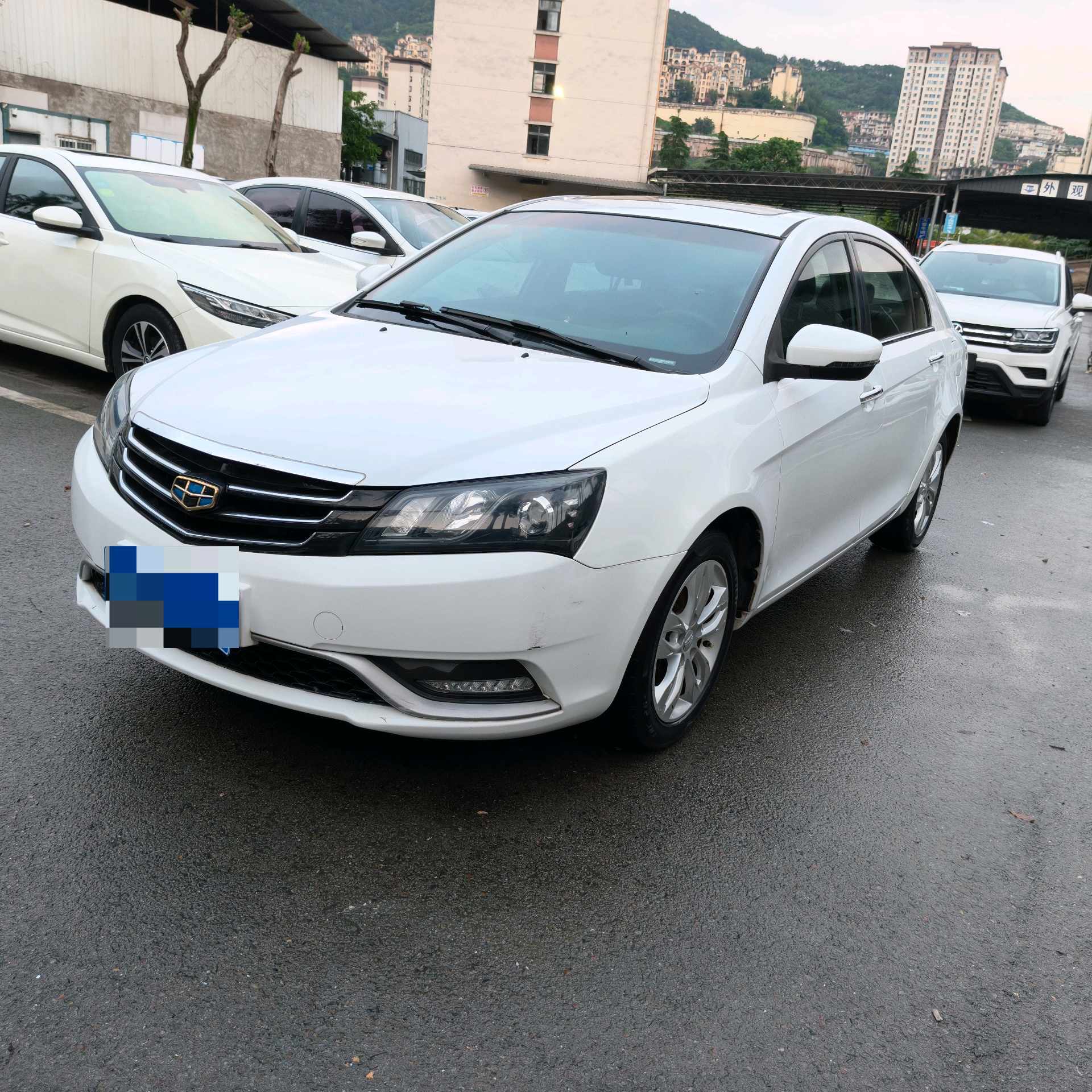 GEELY Emgrand 2015 GEELY Emgrand 2015 car image