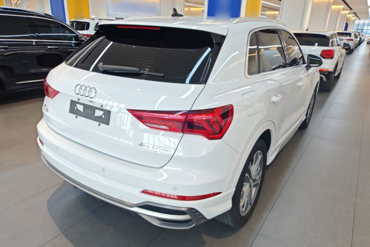 Audi Q3 2020 #7 Audi Q3 2020 car image #7