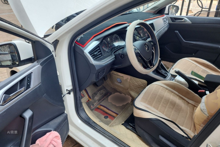 Volkswagen Polo 2023 car image #18