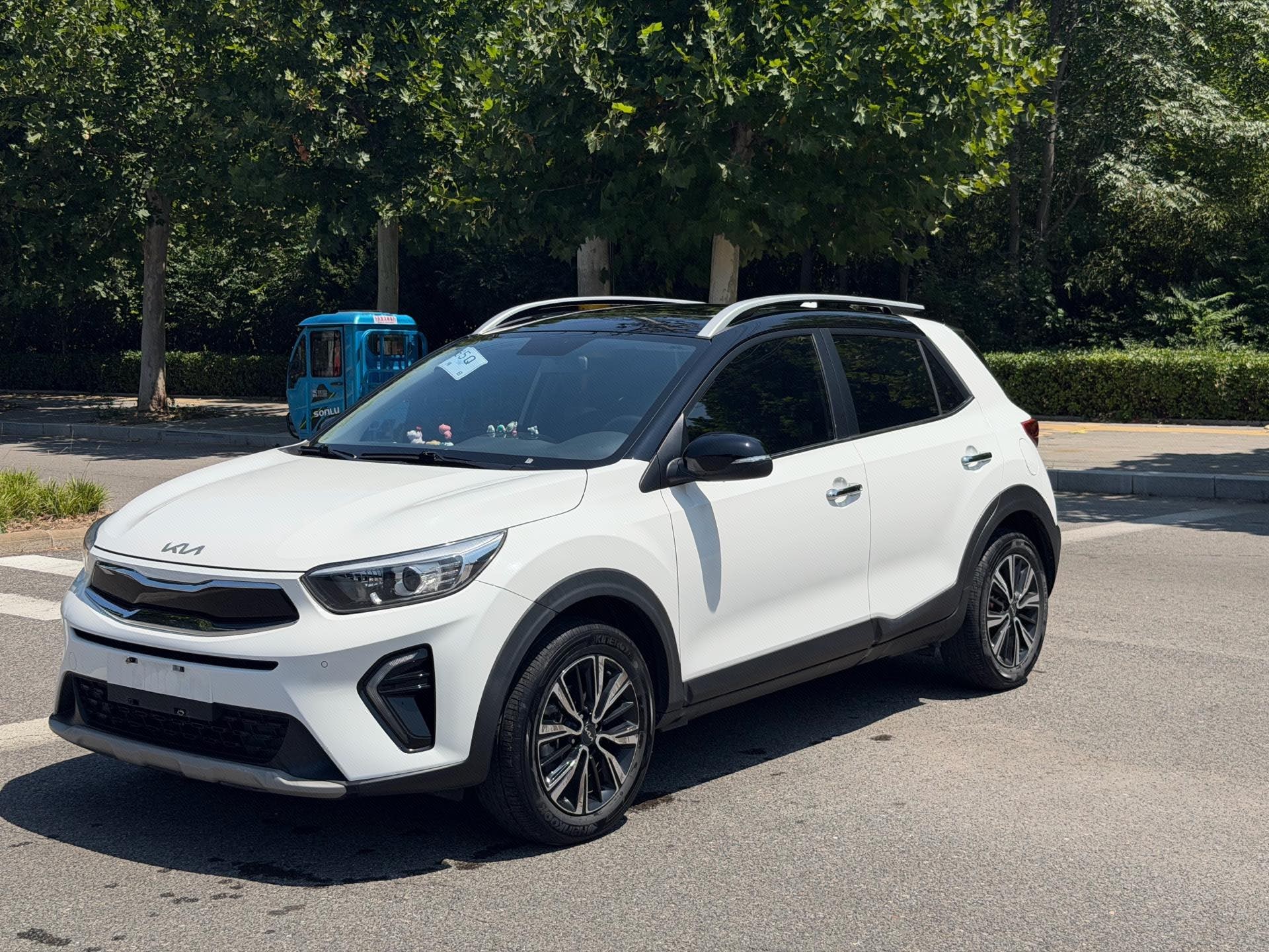 Kia KX1 2022 car image 