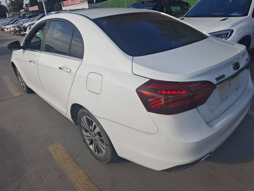 GEELY Emgrand 2018 #7 GEELY Emgrand 2018 car image #7