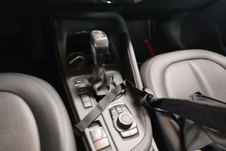 BMW X1 2017 #14 BMW X1 2017 car image #14