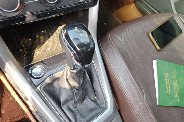 Volkswagen T-Cross 2020 изображение автомобиля #16