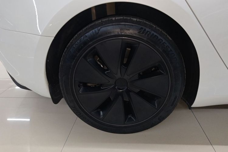 Tesla Model 3 2025 #10 Tesla Model 3 2025 car image #10