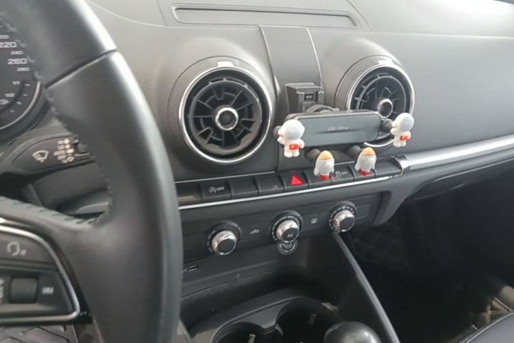 Audi A3 2020 immagine di auto #17
