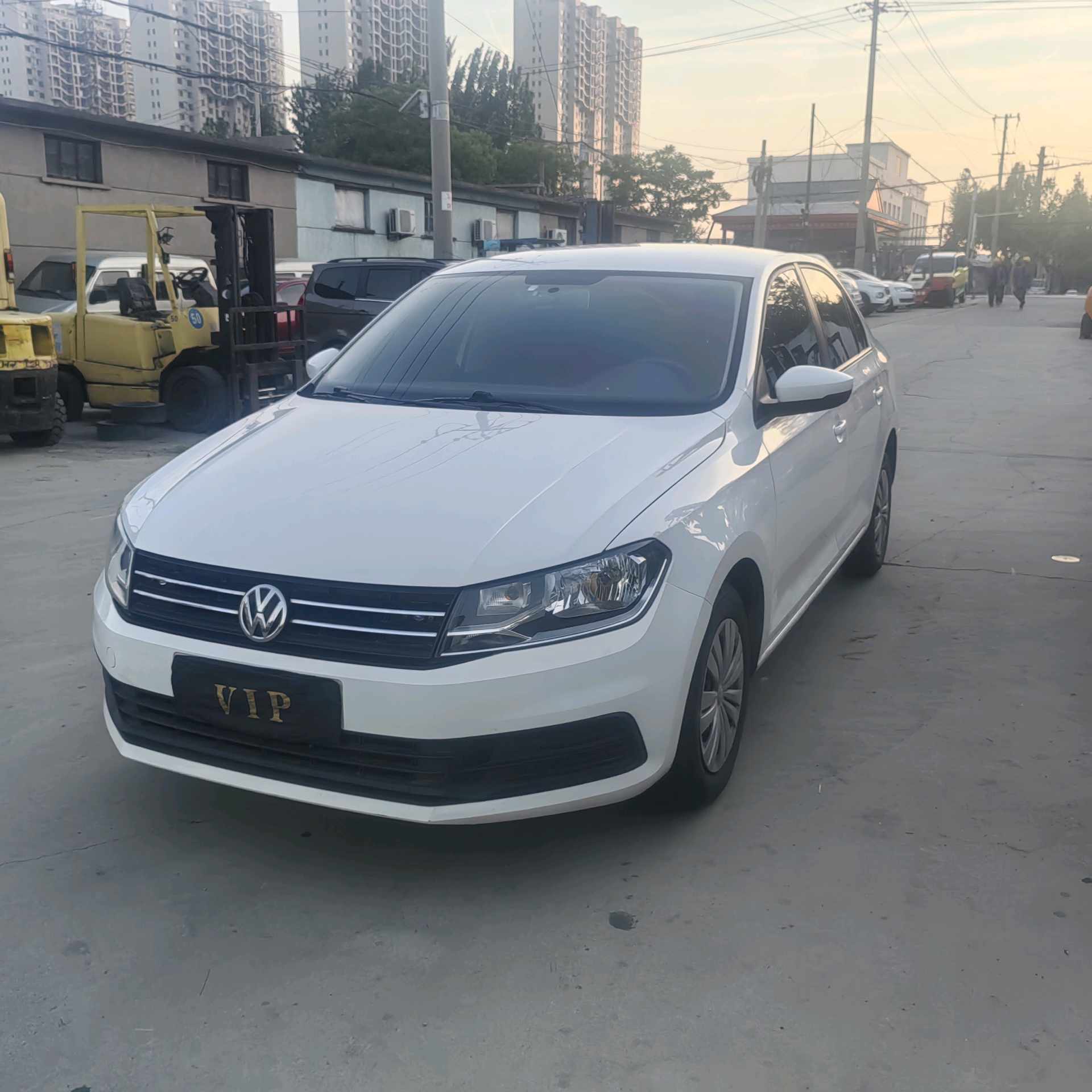 Volkswagen Santana 2017 car image 