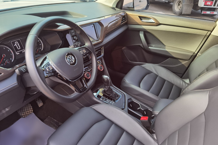 Volkswagen Tharu 2019 #10 Volkswagen Tharu 2019 car image #10