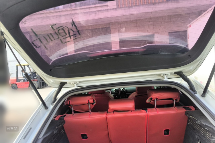 Audi A3 2018 car image #21