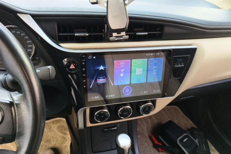 Toyota Corolla 2017 immagine di auto #13