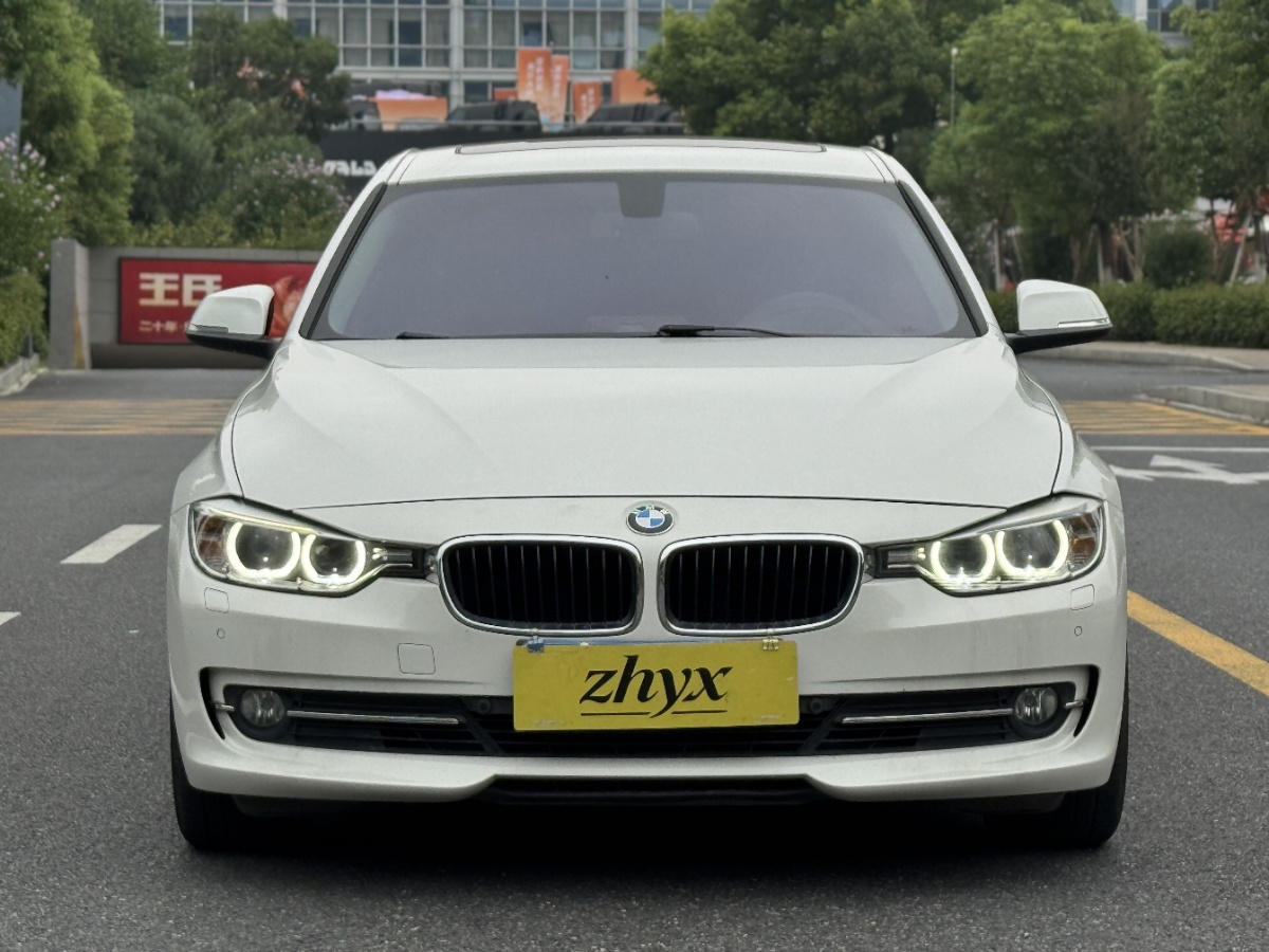 BMW 3 Series 2014 car image #2
