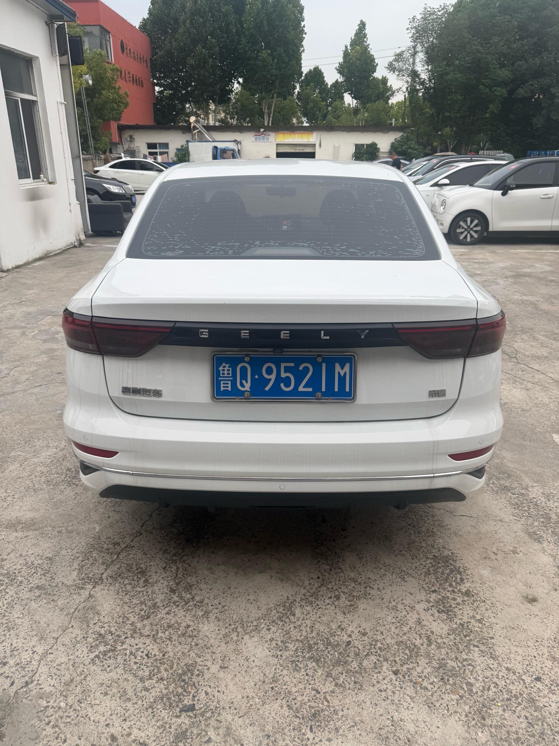 GEELY Emgrand 2023 car image #4