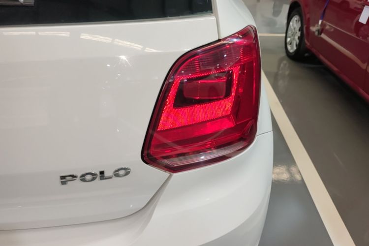 Volkswagen Polo 2016 #8 Volkswagen Polo 2016 car image #8