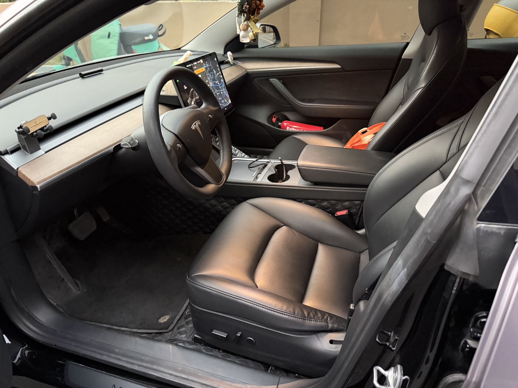 Tesla Model 3 2021 #4 Tesla Model 3 2021 car image #4