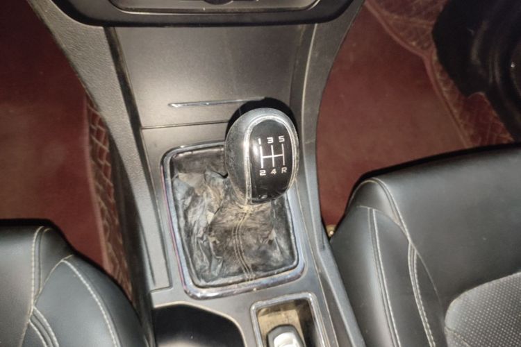 GEELY Emgrand 2018 #14 GEELY Emgrand 2018 car image #14