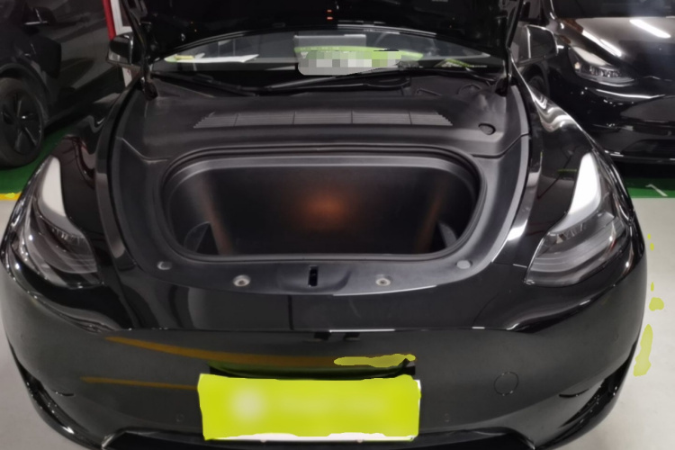 Tesla Model Y 2023 #20 Tesla Model Y 2023 صورة سيارة #20