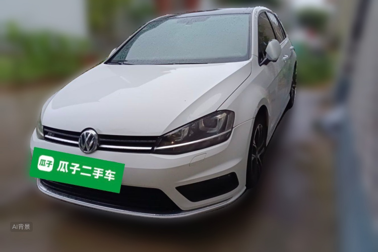 Volkswagen Golf 2017 car image #2