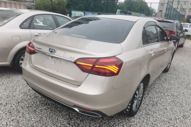 GEELY Emgrand 2019 #5 GEELY Emgrand 2019 car image #5