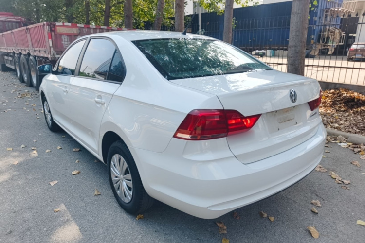 Volkswagen Santana 2022 car image #5