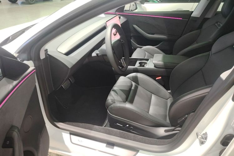 Tesla Model 3 2025 #16 Tesla Model 3 2025 car image #16