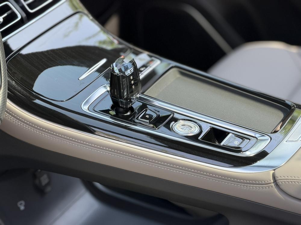 GEELY Boyue L 2025 #14 GEELY Boyue L 2025 изображение автомобиля #14