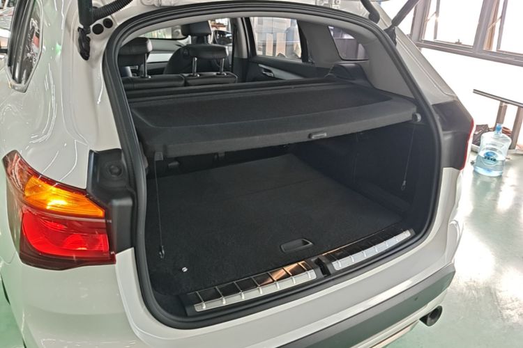 BMW X1 2018 #21 BMW X1 2018 car image #21