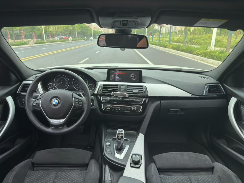 BMW 3 Series 2017 #6 BMW 3 Series 2017 car image #6