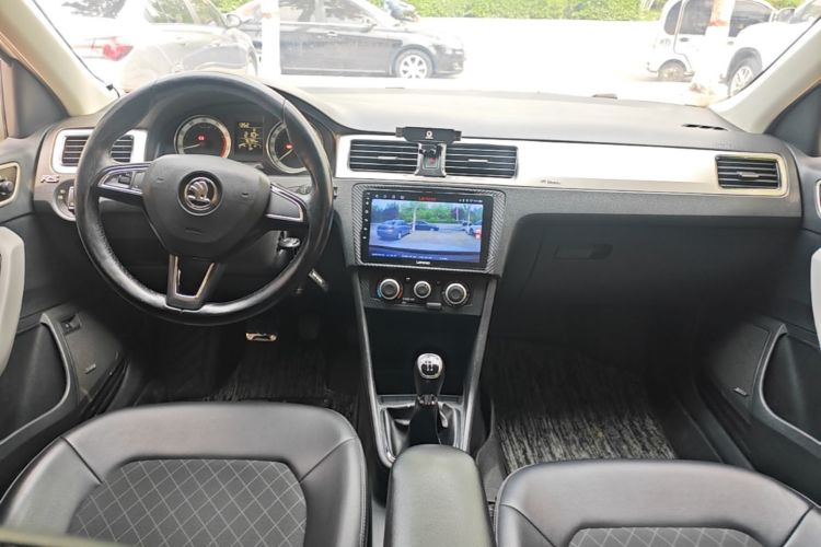 Skoda Rapid 2018 #10 Skoda Rapid 2018 image de voiture #10