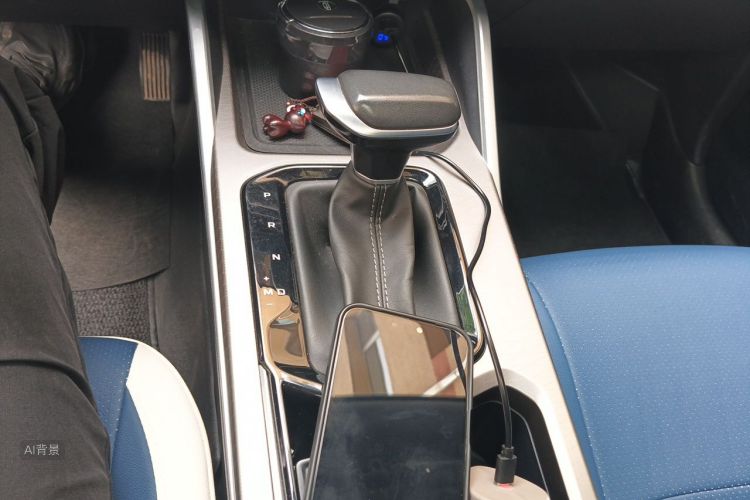 GEELY Emgrand 2023 car image #16