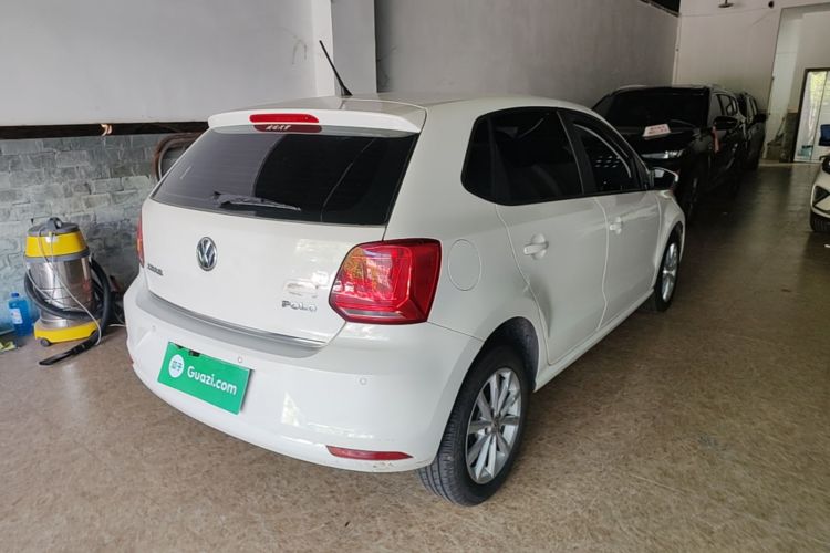 Volkswagen Polo 2015 #7 Volkswagen Polo 2015 car image #7