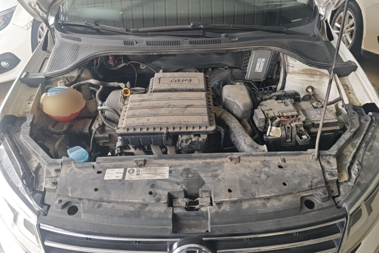 Volkswagen Santana 2017 car image #20