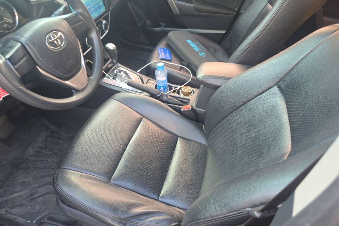 Toyota Corolla 2016 immagine di auto #20