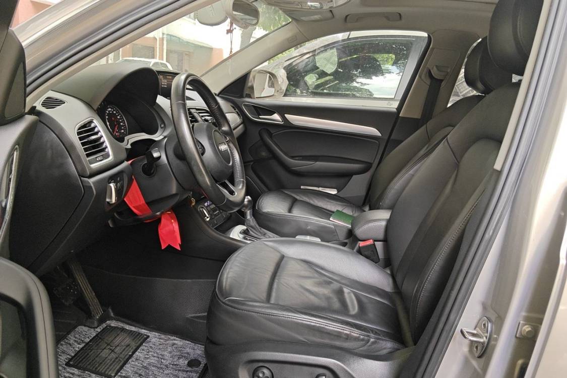 Audi Q3 2015 #20 Audi Q3 2015 car image #20