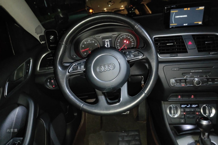 Audi Q3 2015 #12 Audi Q3 2015 car image #12
