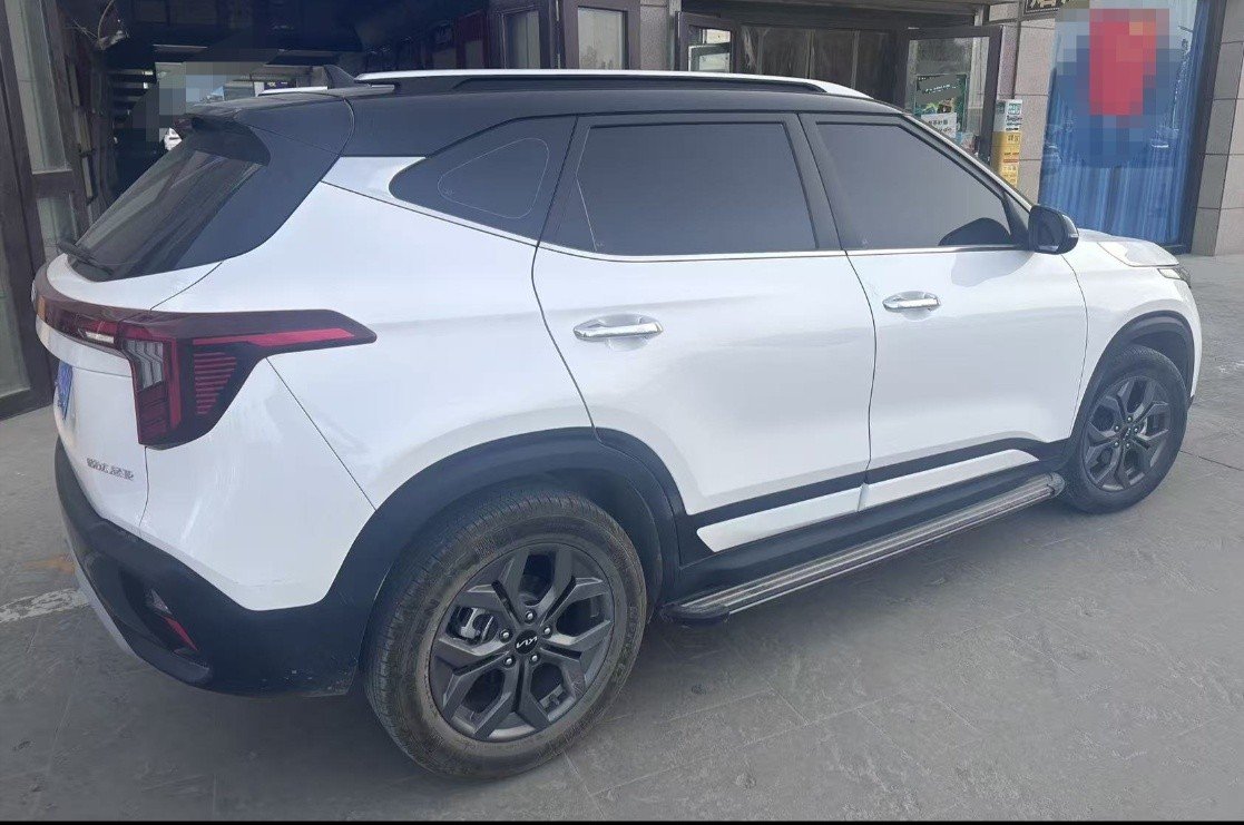 Kia Seltos 2023 immagine di auto #5