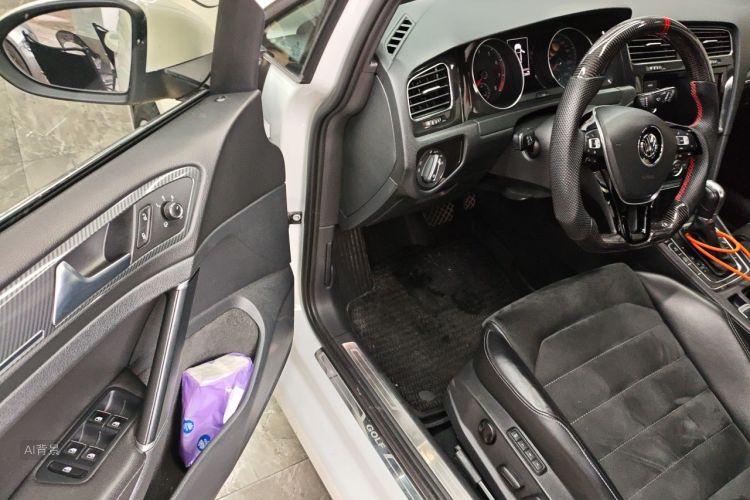 Volkswagen Golf 2018 car image #18