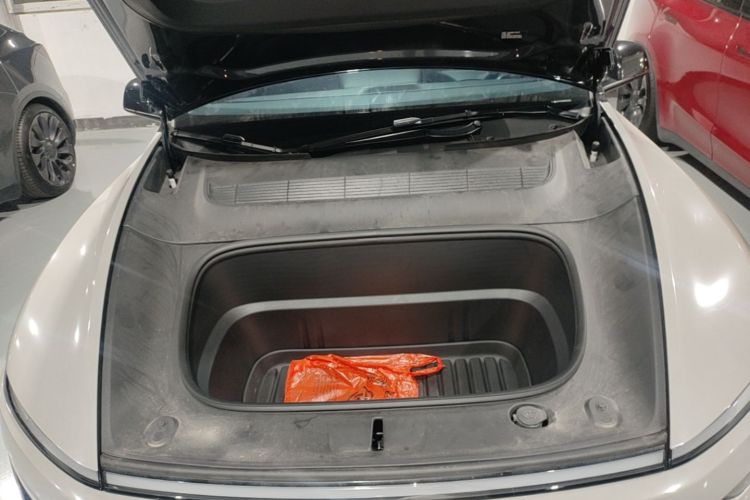 Tesla Model Y 2025 #20 Tesla Model Y 2025 imagen de coche #20