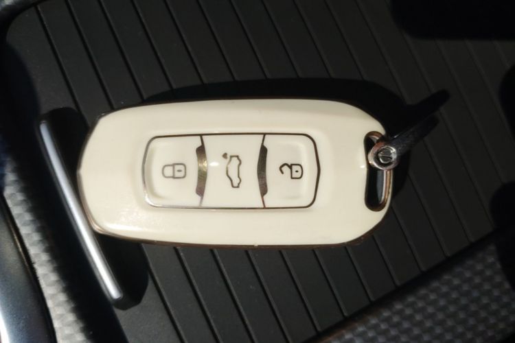 GEELY Emgrand GS 2018 immagine di auto #9