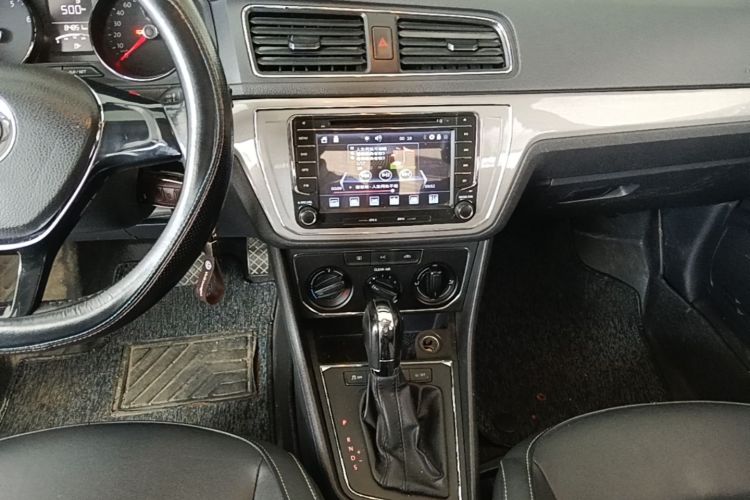 Volkswagen Lavida 2016 car image #13