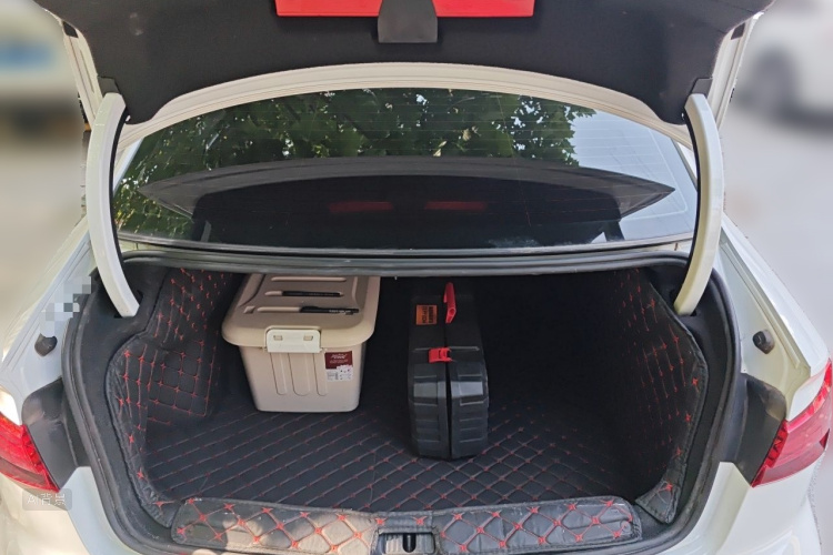 Audi A3 2018 car image #21
