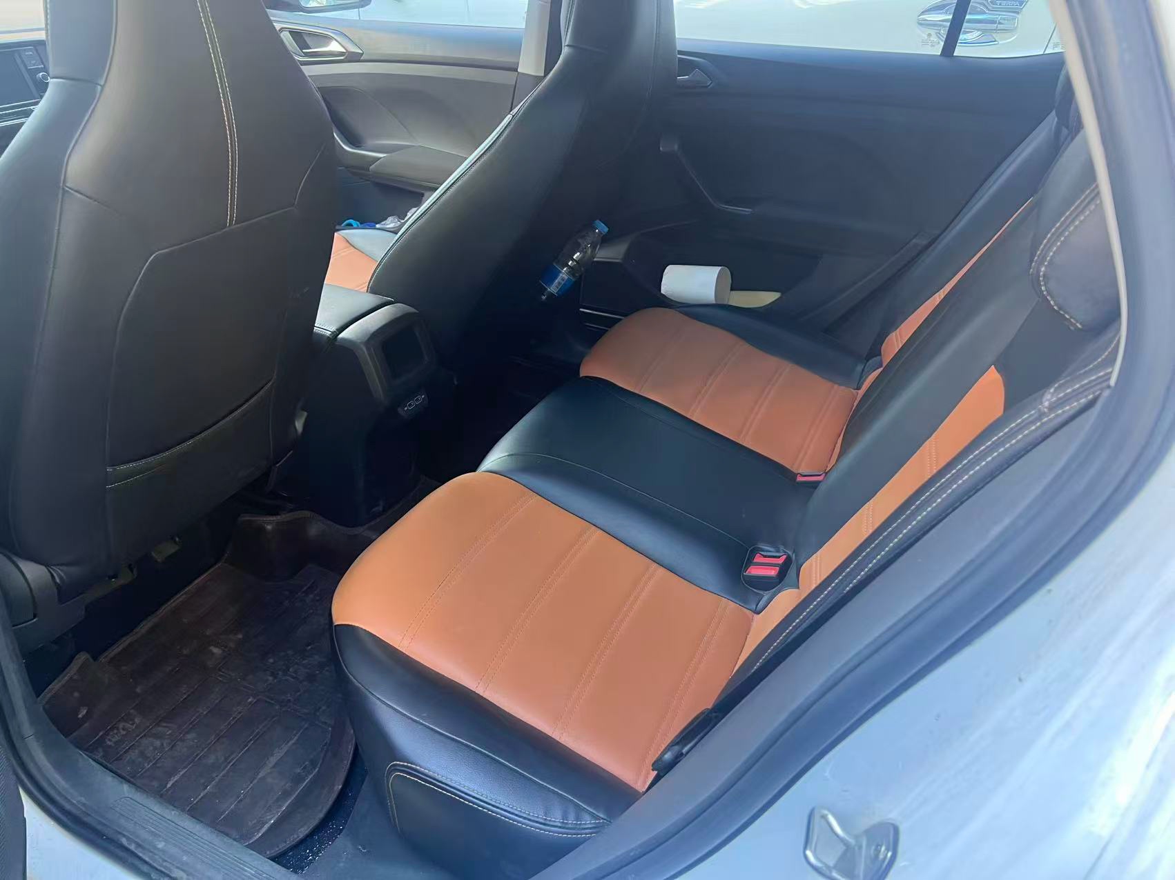 Volkswagen T-Cross 2020 car image #6